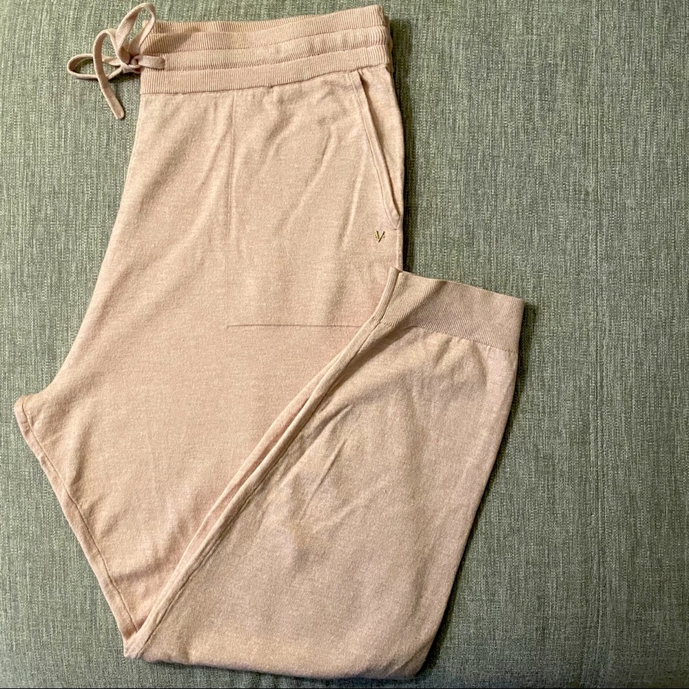 BNWT Victoria’s Secret Baby Pink Knit Joggers
